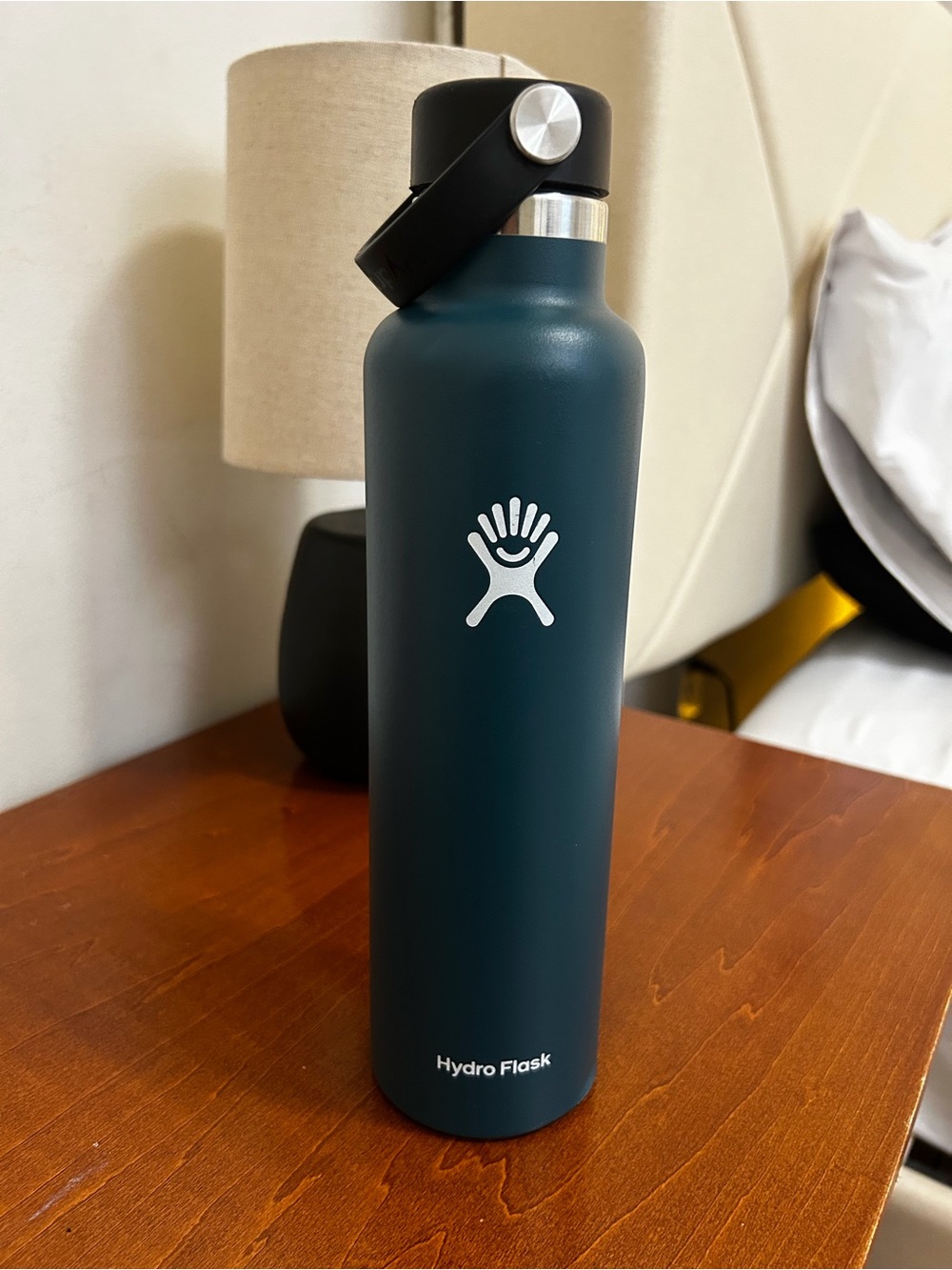 Hydro Flask 24 oz Bottle with Flex Cap